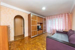 Квартира 2к. кв. Шалімова, НАУ, спорткомплекс "Меридіан". Апартаменты 4-местный 3 этаж 4