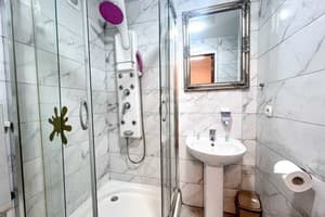 Апарт-отель Apetiko Apartments. Студио трехместный  4