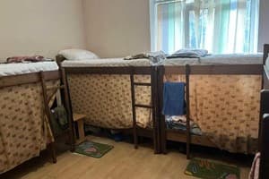 Хостел АрАрАт Голосеевская. Место в общем 8-местном номере общежитийного типа 5