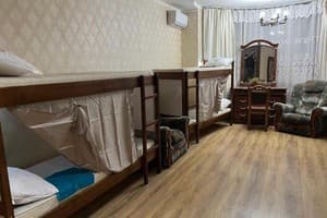 Хостел АрАрАт Осокорки. Место в общем 8-местном номере  3