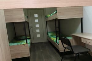 Хостел Comfort-Hostel. Место в мужском 6-местном номере  2