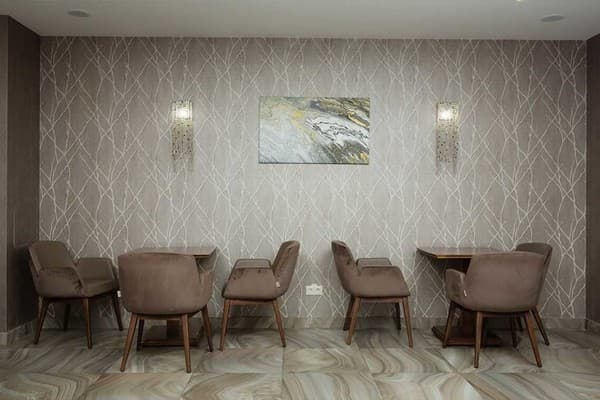 Crystal Hotel 10