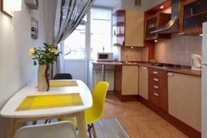 Квартира Home Hotel на Подоле ул. Волошская, 51/27. Апартаменты 4-местный Двухкомнатная на ул. Волошская, 51/27 6