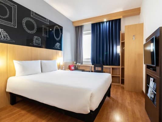 IBIS KYIV CITY CENTER 1