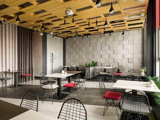 Ibis Kyiv Beresteiska 16