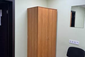 Хостел Кроне ГОК Затишок. Эконом трехместный с раздельными кроватями 3
