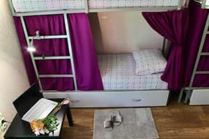 Хостел KustHostel. Место в женском 8-местном номере  5