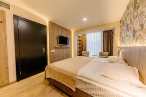 Гостинично-ресторанный комплекс Mayak Resort. Семейный двухместный  2