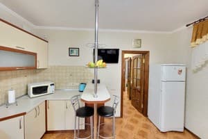 Апарт-отель Михаила Гришко, 9. Апартаменты трехместный  3