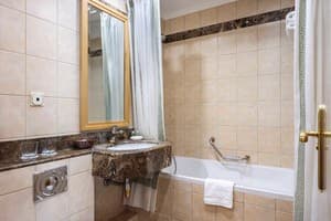 Національний 25