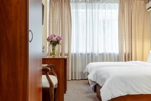 Печерский 9