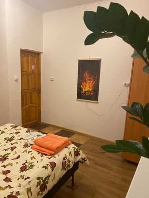 Room 16 3