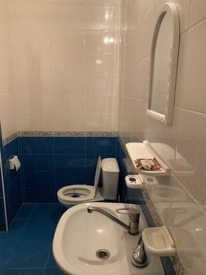 Room 16 11