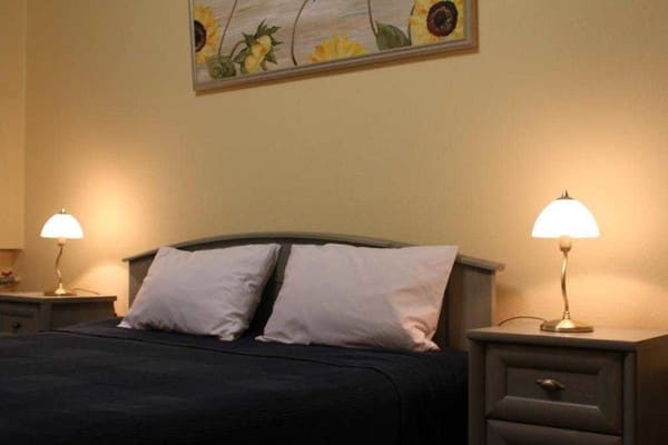 Sunflower B&B 11